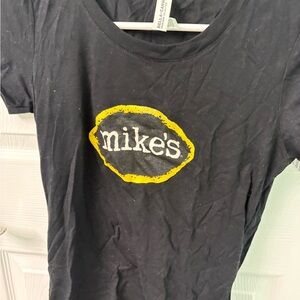 Mike's hard lemonade Black T-Shirt with Yellow Logo small